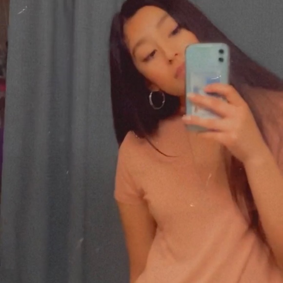 Meet your Posher, Vivian - Picture 1 of 1